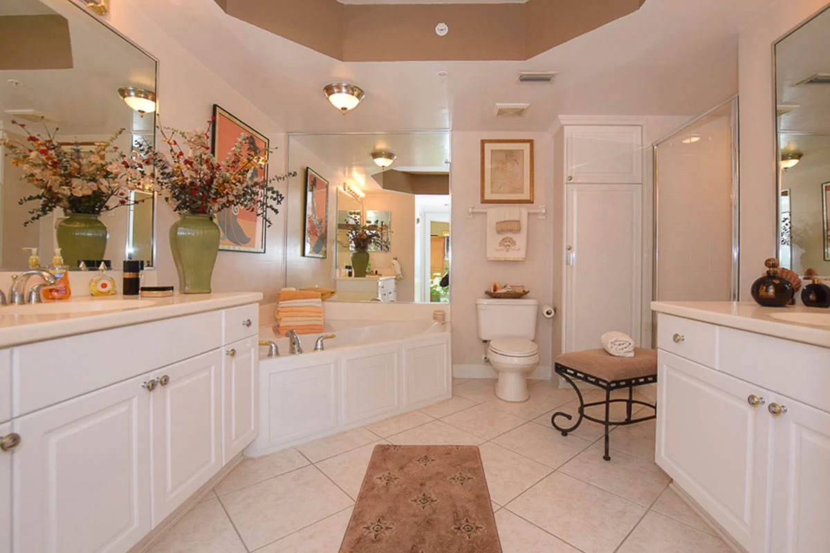 Object removal service for real estate